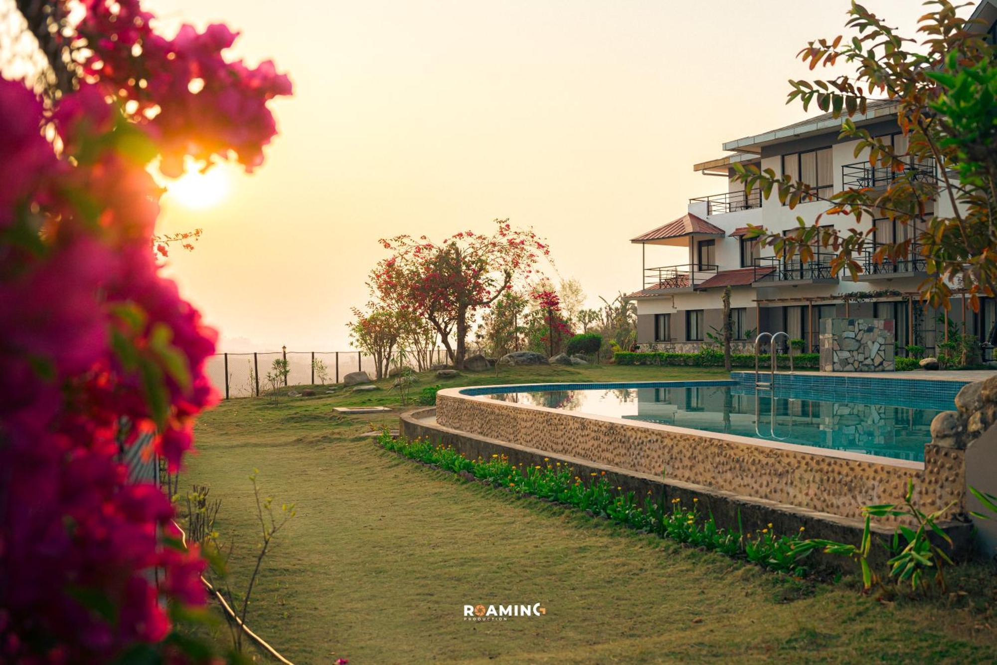 Sunshine Resort Pokhara - Your Private Paradise Exterior foto